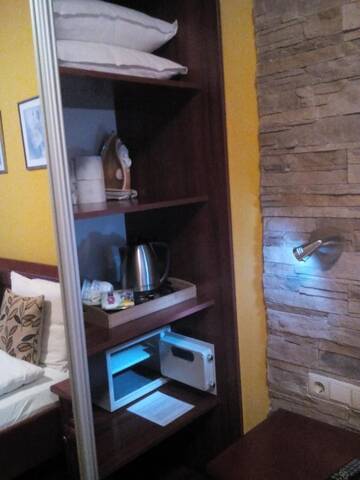 Двухместный номер с 1 кроватью и балконом в Гостевом доме Central City Rooms